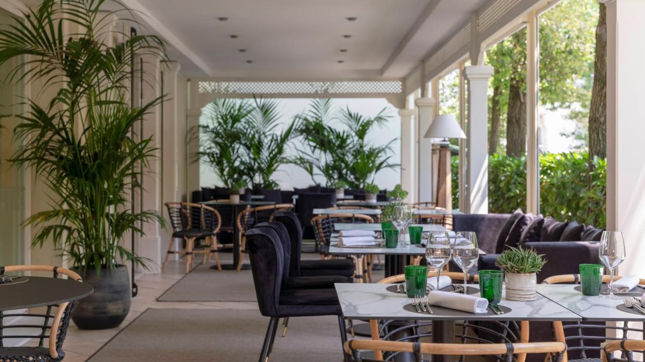 Hotel Maestrale Riccione Eksteriør billede